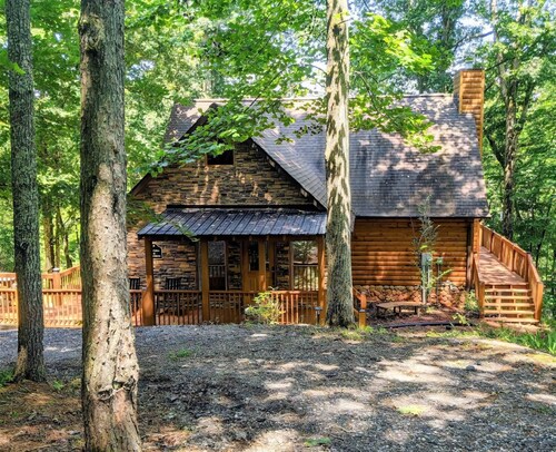 Cabin at Twin Creeks
