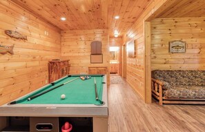 Game room - Cabin at Twin Creeks | Vacation Rental in Blue Rid (Blue Ridge)