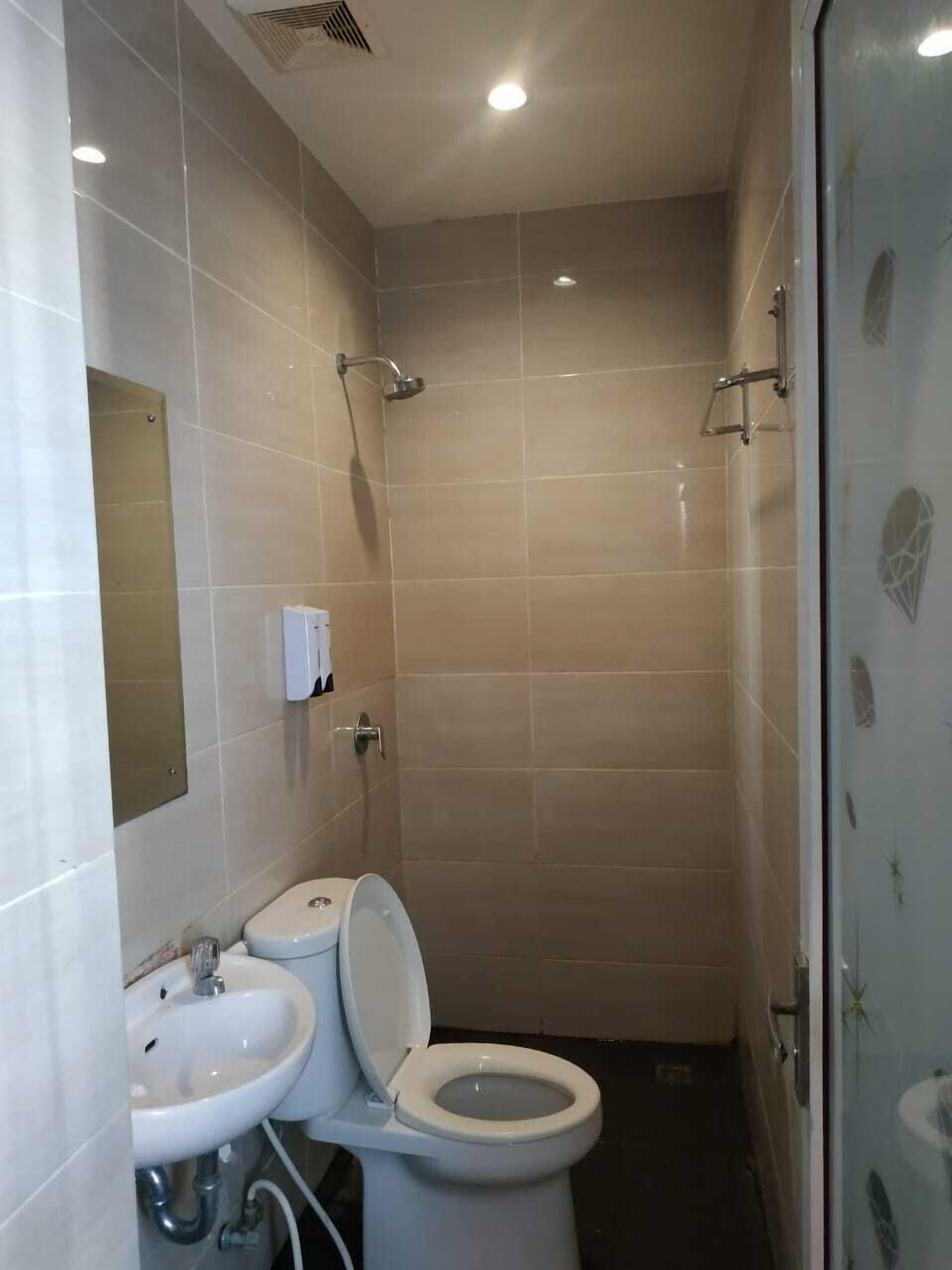 Dusche, Handtücher, Seife, Shampoo