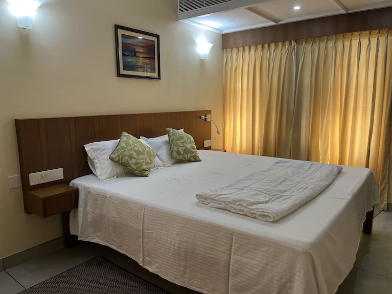 Studio Apartment Suite With Kitchenette - Thiruvananthapuram