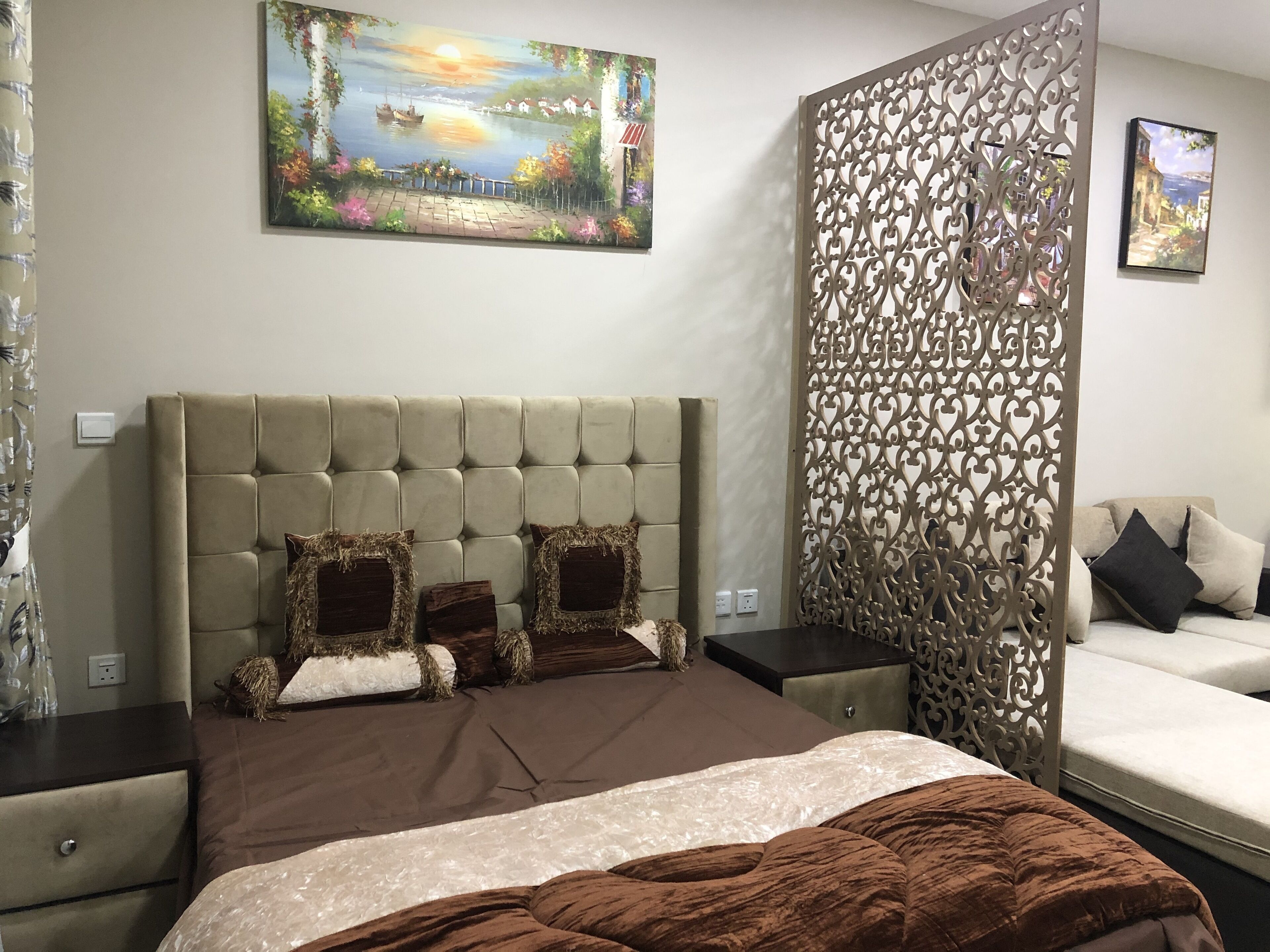 1 habitación y ropa de cama 