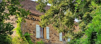 Family and pet-friendly 3 bedroom rural retreat close to river Lot and vineyards