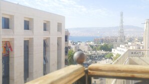 ベーシック ルーム シングルベッド 2 台 | テラス / パティオ