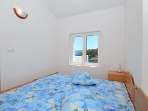 1 quarto, Wi-Fi de cortesia, roupa de cama