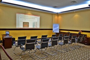 Meeting facility - Better Living Hotel Apartment (Dubai)