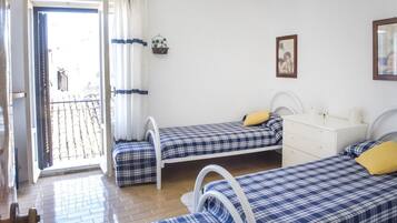 2 bedrooms, bed sheets