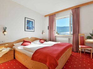 1 bedroom, travel crib, free WiFi, bed sheets