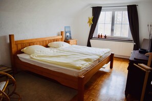 2 quartos, berço de viagem, Wi-Fi