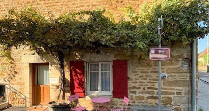 Apartment with garden