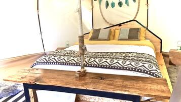1 habitación, wifi y ropa de cama