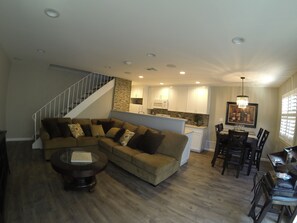 Smart TV, Netflix, streaming services