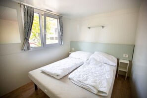 2 عدّة غرف نوم وملاءات للفراش لا تسبب الحساسية