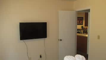 2 quartos, ferros/tábuas de passar roupa, Wi-Fi de cortesia