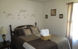 2 Schlafzimmer, Bügeleisen/Bügelbrett, kostenloses WLAN, Bettwäsche