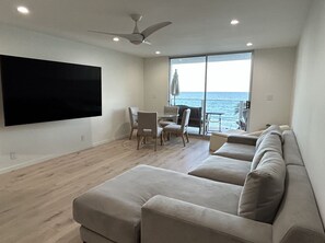 Smart TV, books