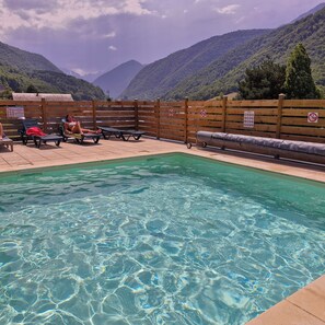 Indoor pool, outdoor pool