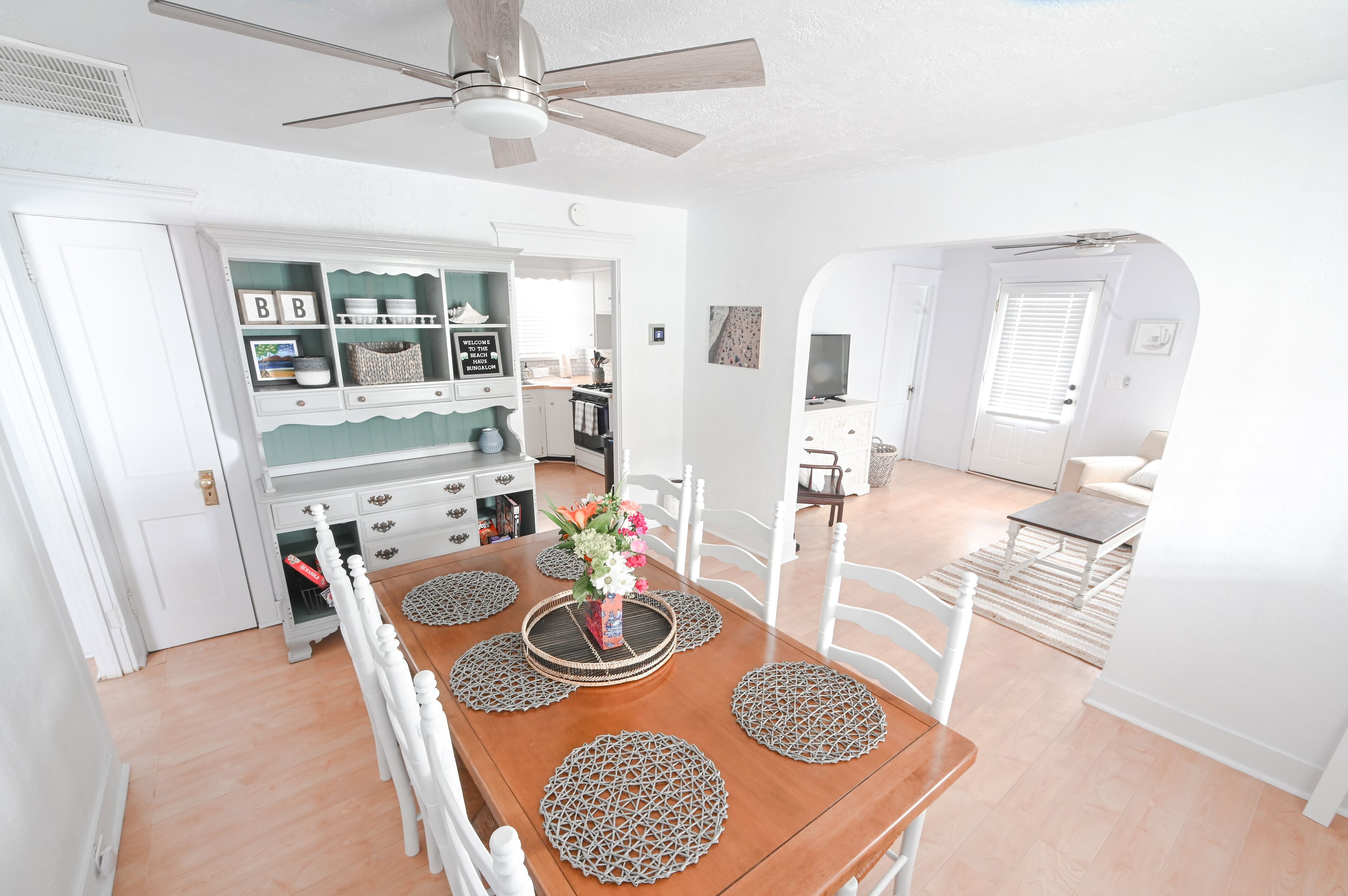 OCEANFRONT 3 Bedroom Jersey Shore Beach House!  Steps to the Beach!