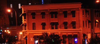 Apartment in The Historical Stahl House Building.