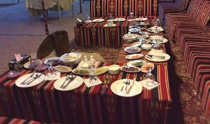 包含每日自助早餐