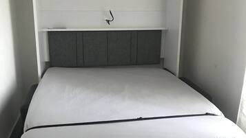 Studio | Individually decorated, individually furnished, iron/ironing board