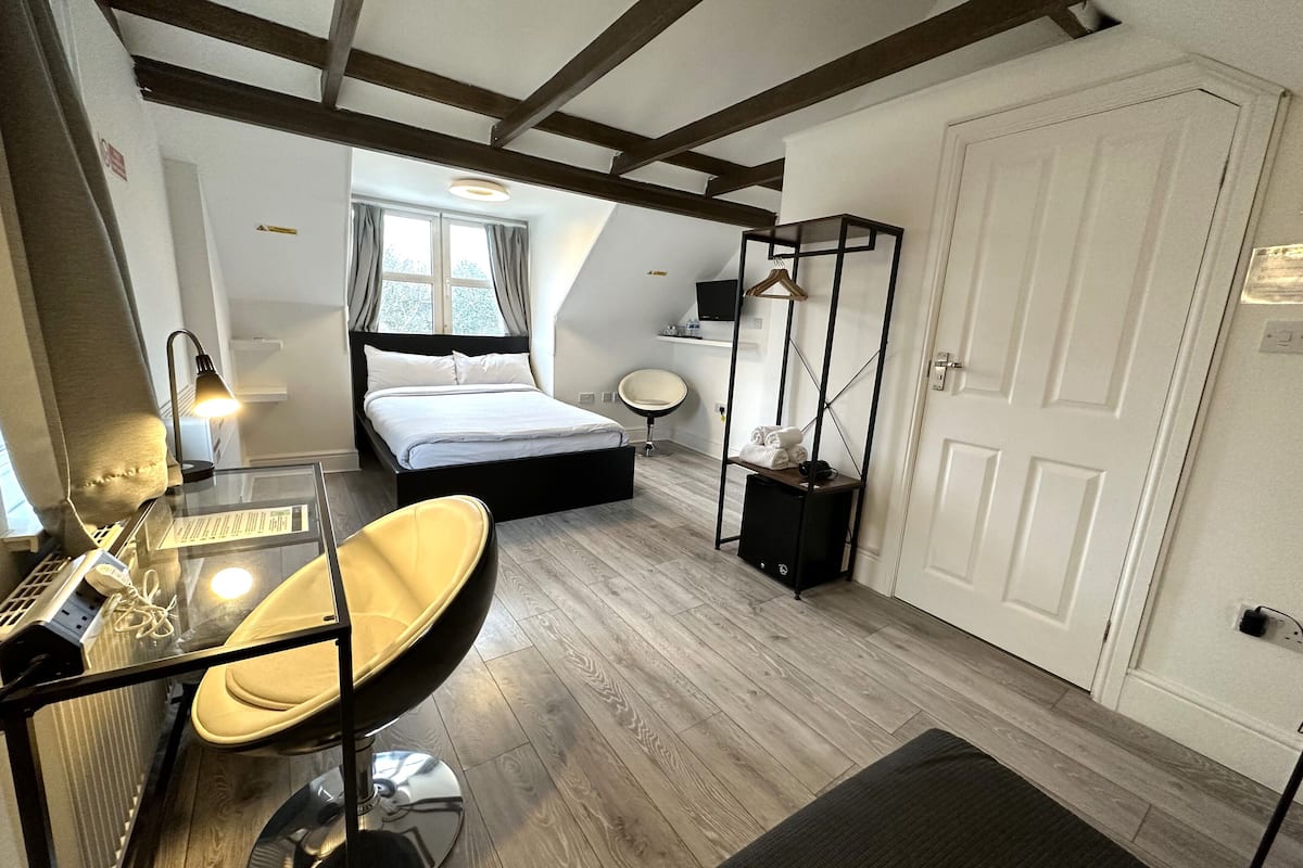 double room plus | iron/ironing board, free wifi, bed sheets