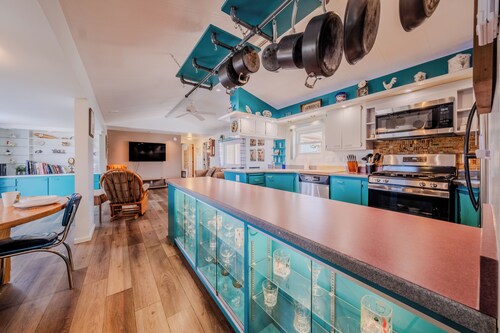 5 Star Comfort and Views!