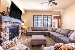Smart TV, fireplace, DVD player