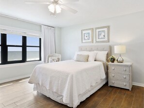 2 dormitorios, tabla de planchar con plancha, wifi y ropa de cama