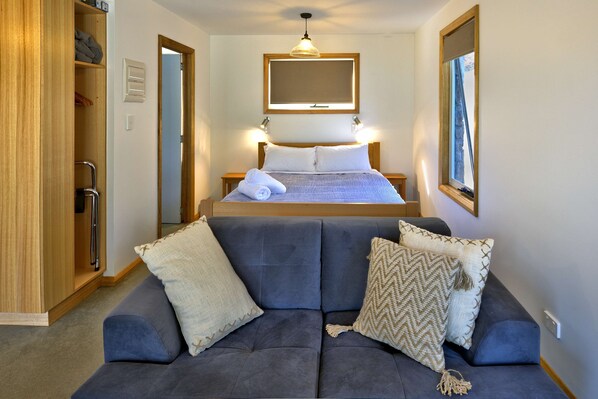 Premium Studio - Freycinet Stone Studio 8 (Coles Bay)