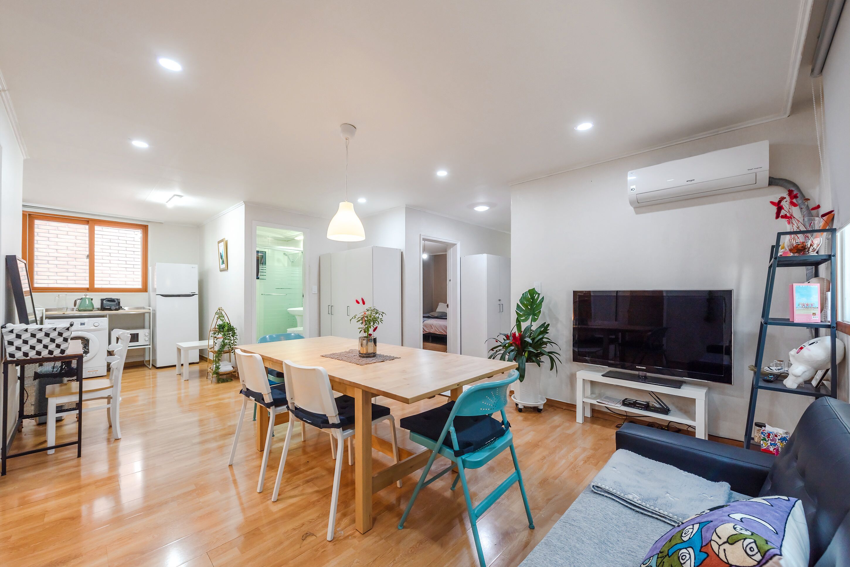 하우스 (Neo House 3) | 거실 공간 | 평면 TV