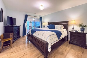 2 bedrooms, iron/ironing board, travel crib, free WiFi