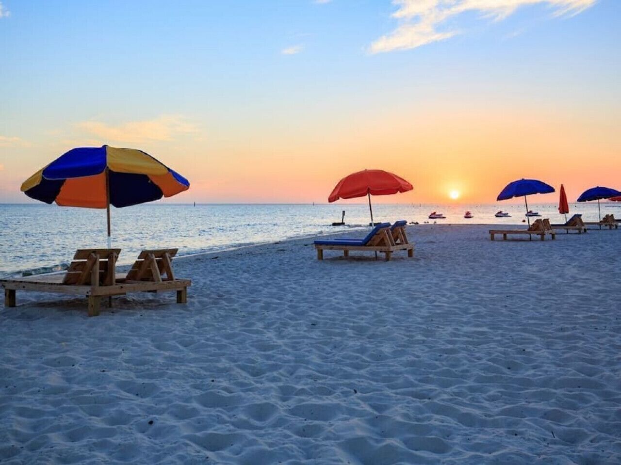 Beach nearby, beach towels