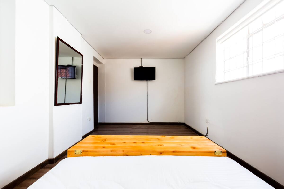 Blackout curtains, free WiFi, bed sheets