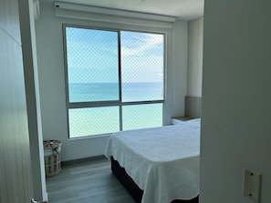 3 dormitorios, tabla de planchar con plancha, wifi gratis y ropa de cama