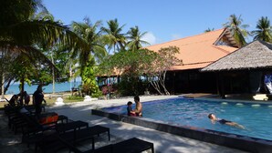 Outdoor pool - D' Coconut Pulau Besar Resort (Pulau Besar)