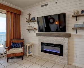 TV, fireplace, DVD player, books
