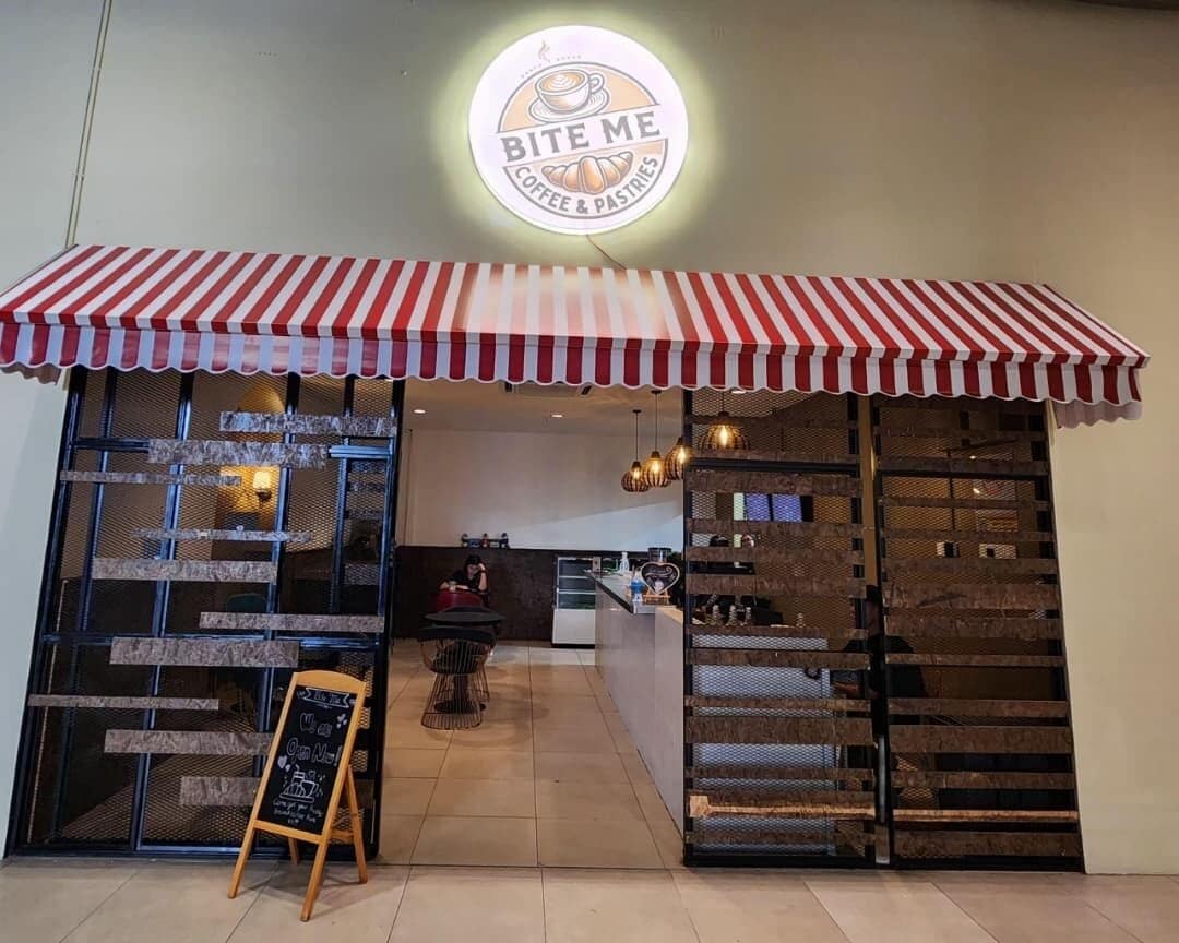 Foto - Kozi Square Kuching