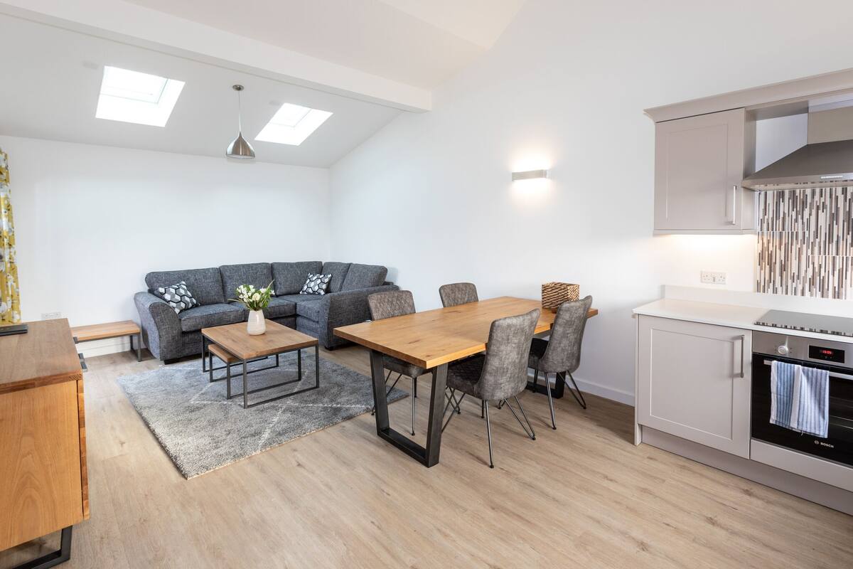 Cottage Supérieur, salle de bains privée, vue cour intérieure (New Two Bedroom) | Bar lounge