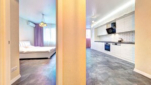 Unclassified image, 3 of 115, button - Apartment Voskresenska 18 (Kyiv)