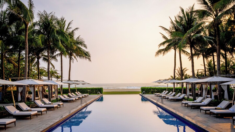 Shilla Monogram Danang