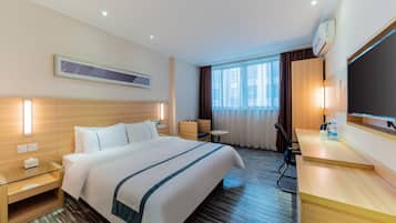 Business Double Room | 1 bedroom, in-room safe, desk, laptop workspace