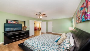 7 bedrooms, iron/ironing board, WiFi, bed sheets