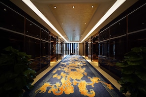 门厅
