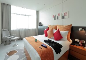 Deluxe Suite | Minibar, in-room safe, desk, blackout curtains - Suzhou Gathering Hotel (Suzhou)