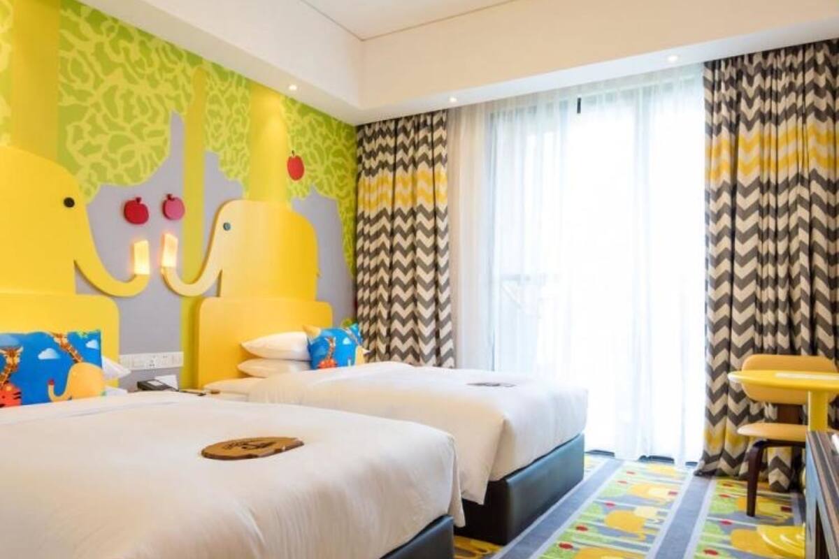Blackout curtains, free WiFi, bed sheets