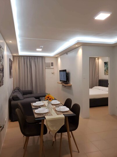 Sheena's place at Marina Spatial - Dumaguete City