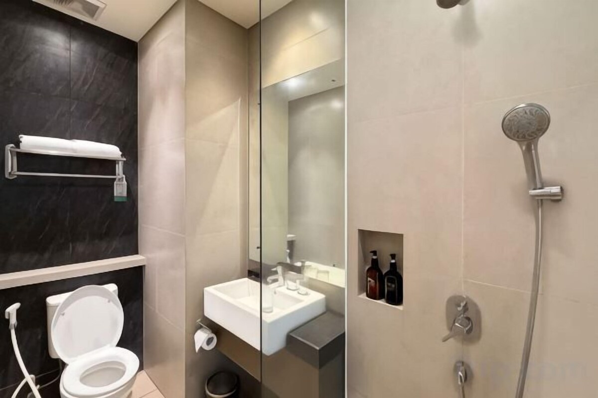 Baño | Regadera, amenidades de baño gratuitas, secadora de cabello, toallas 
