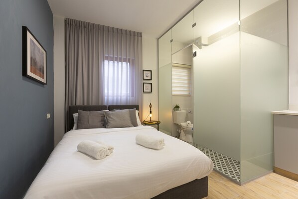 Habitació doble estàndard | Decoració individual, mobiliari individual i wifi gratuïta