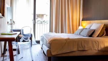 Deluxe-Doppel- oder -Zweibettzimmer | 1 Schlafzimmer, hochwertige Bettwaren, Daunenbettdecken