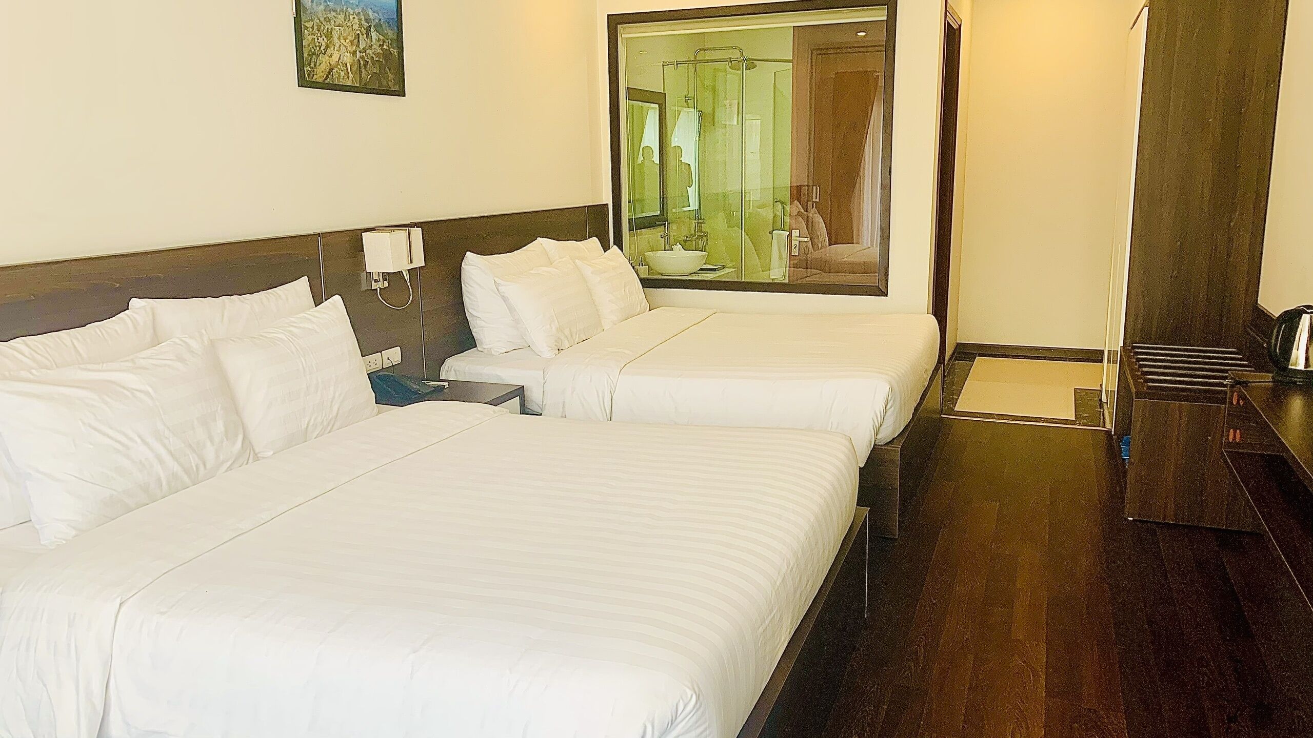 Photo - Paragon House and Residence